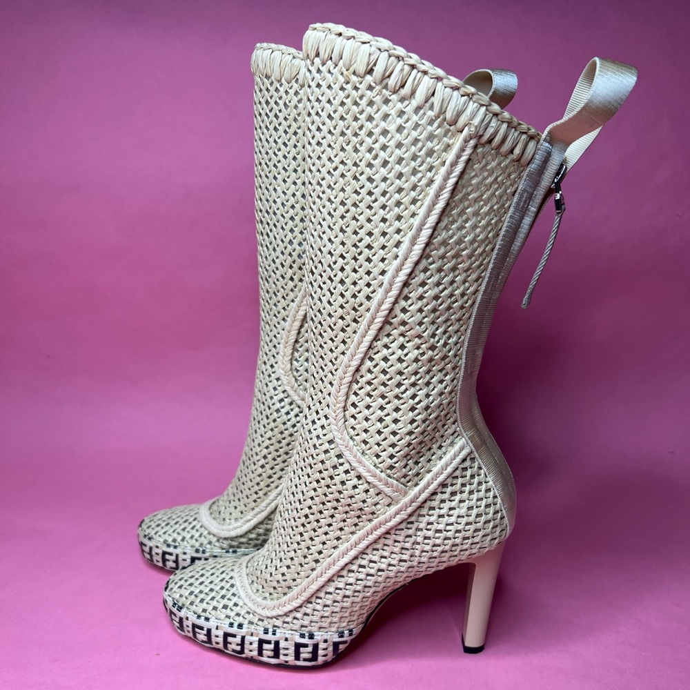 Fendi raffia woven boot